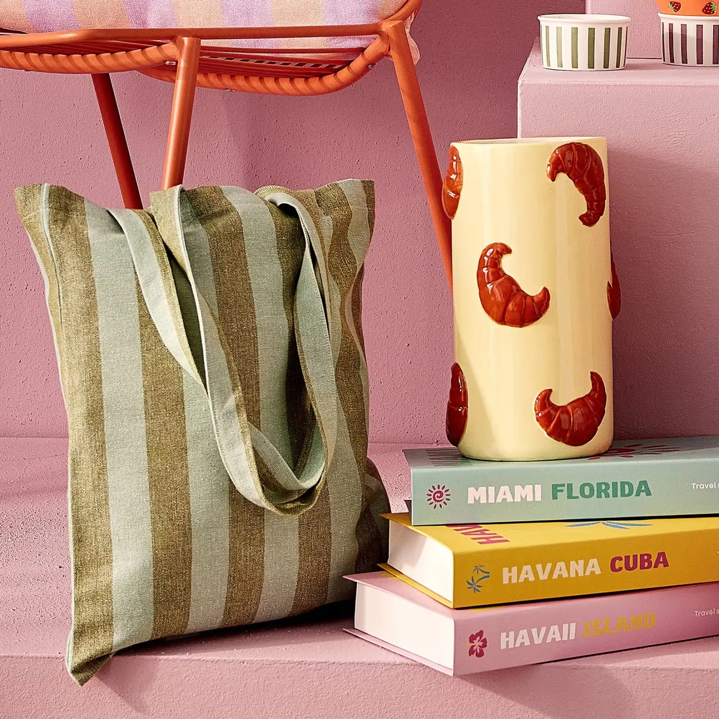 CROISSANT Vase